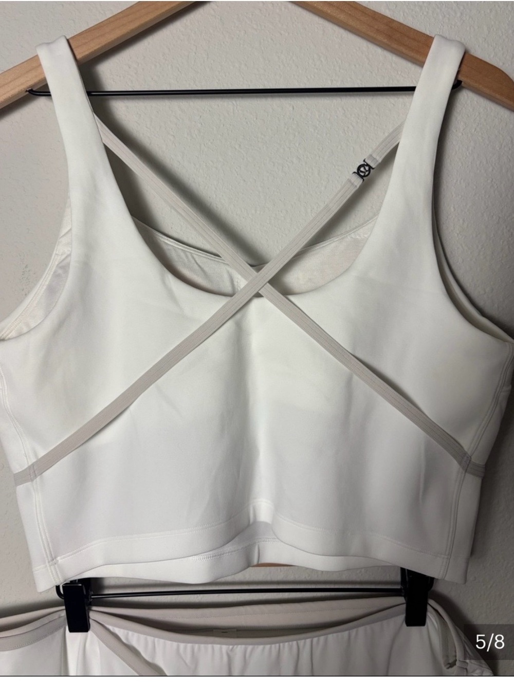 lululemon athletica Tennis White Cropped top with pads and wrap skirt. Size XL - Picture 13 of 16